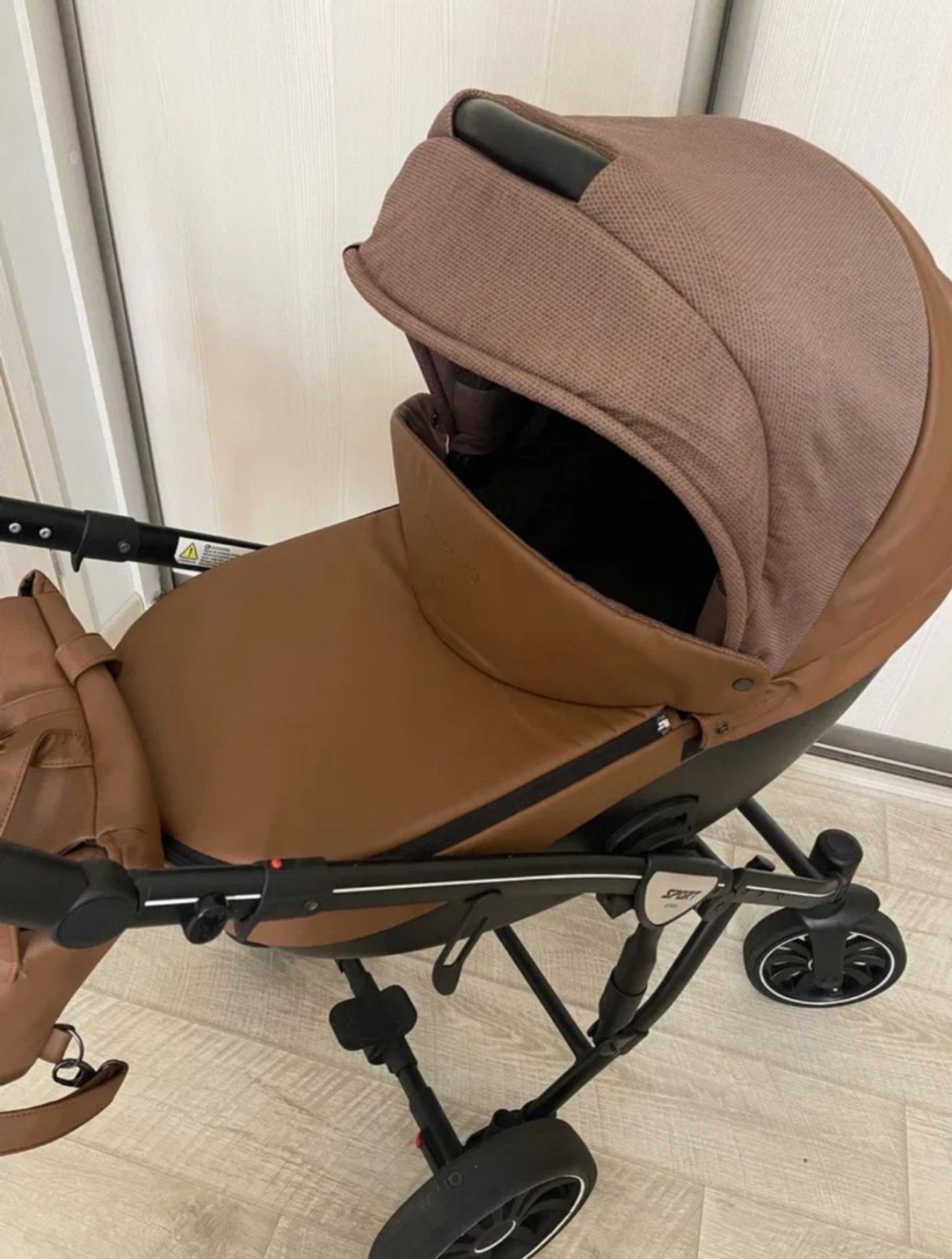 Продам дитячу каляску