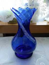 Niebieskie szkło wazon stary PRL