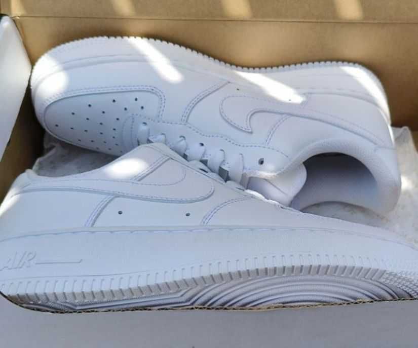 Biały\NikeForce1*airDamskieKomfort ZniżkaTrampkiNeutralne 39