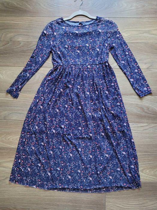 Sukienka w kwiatki roz 146