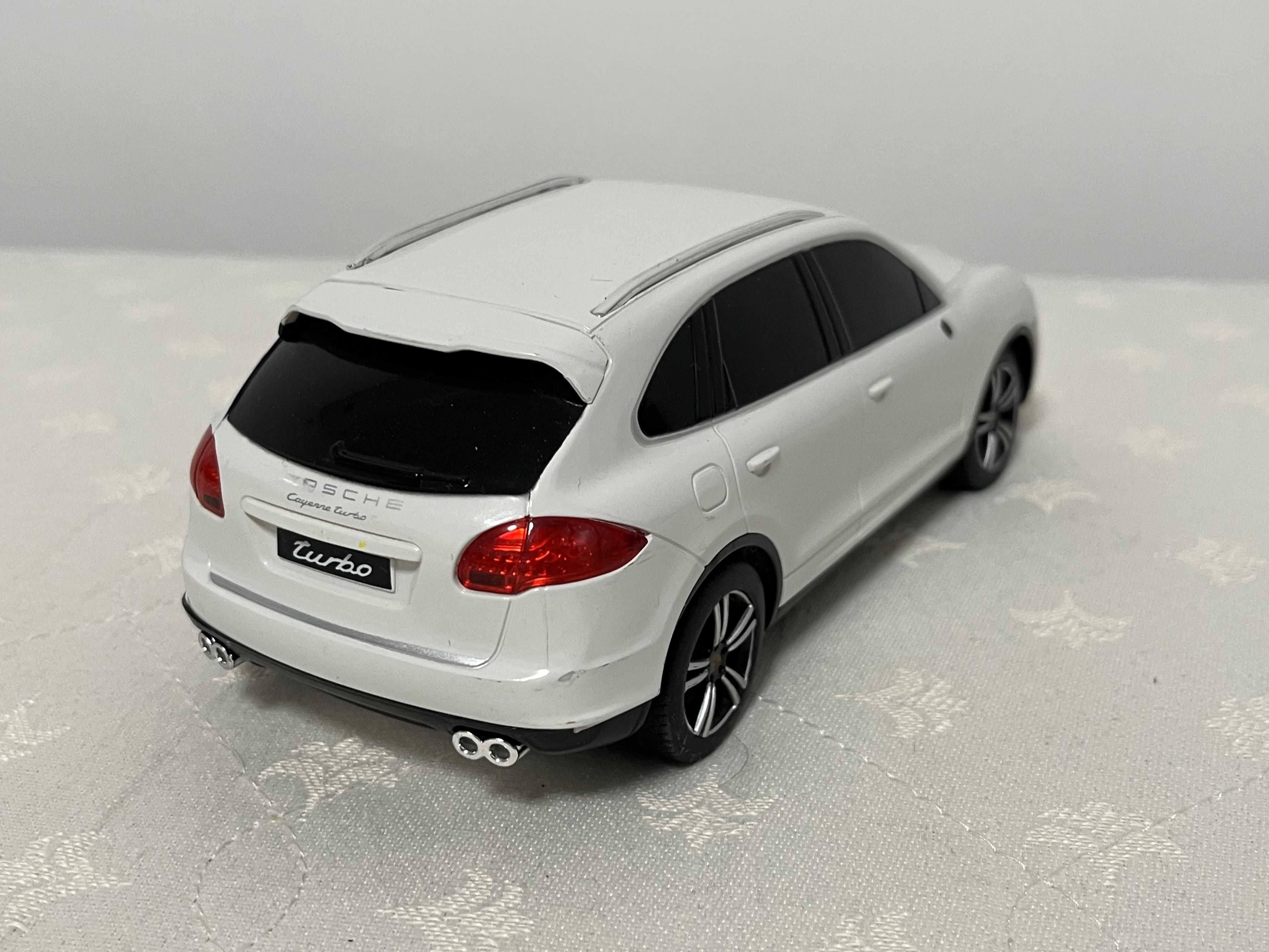 Porsche Cayenne Rastar białe auto zdalnie sterowane