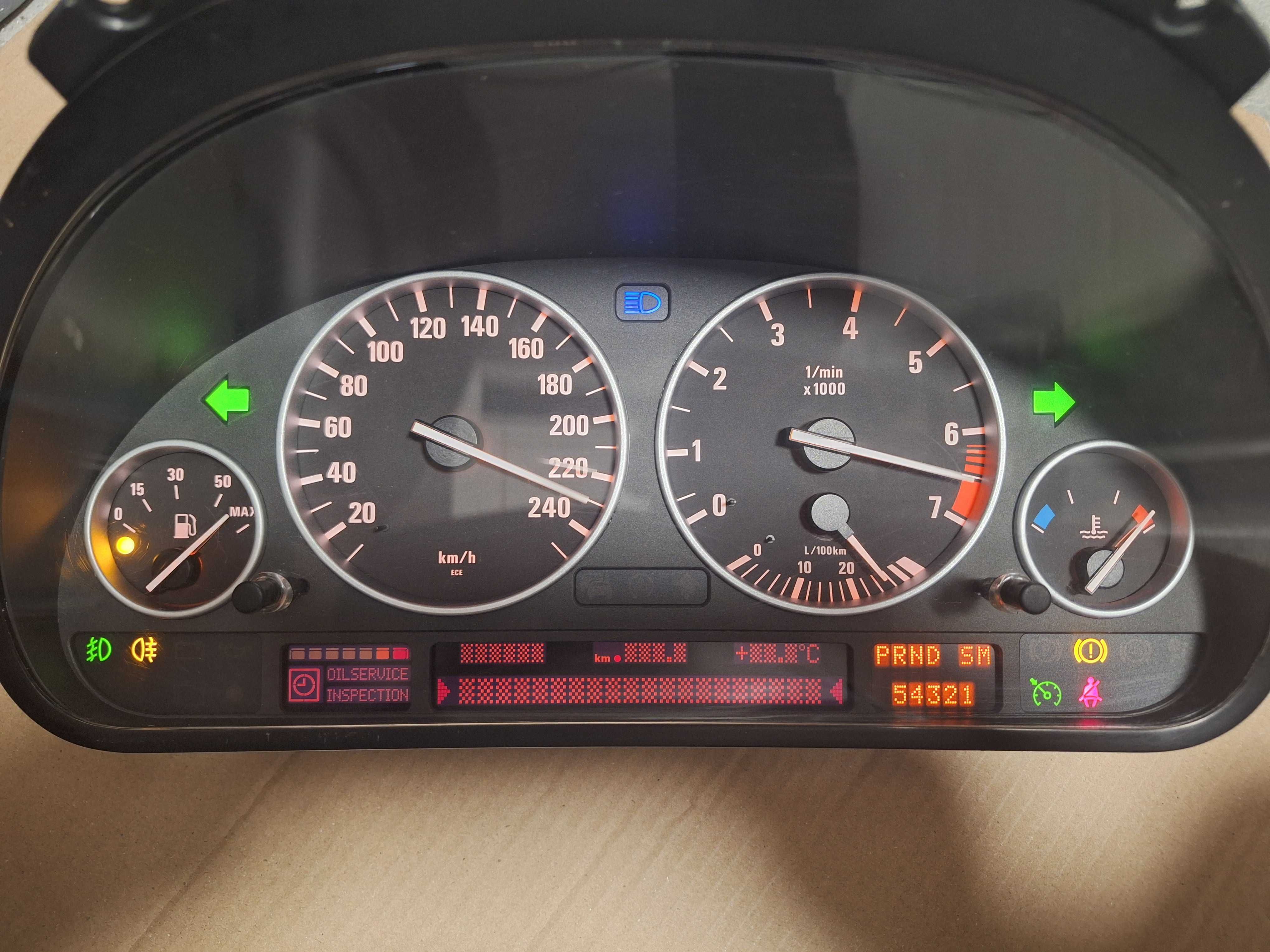 Licznik bmw e39 520i 525i 530i manual 2002 rok
