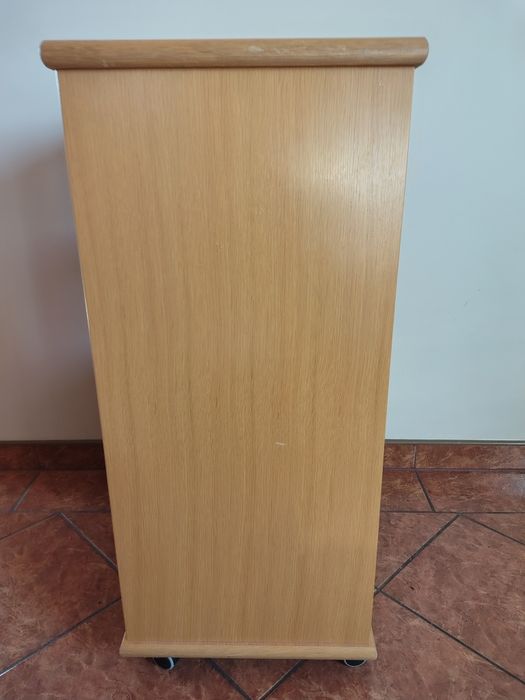 Sprzedam szafkę HiFi