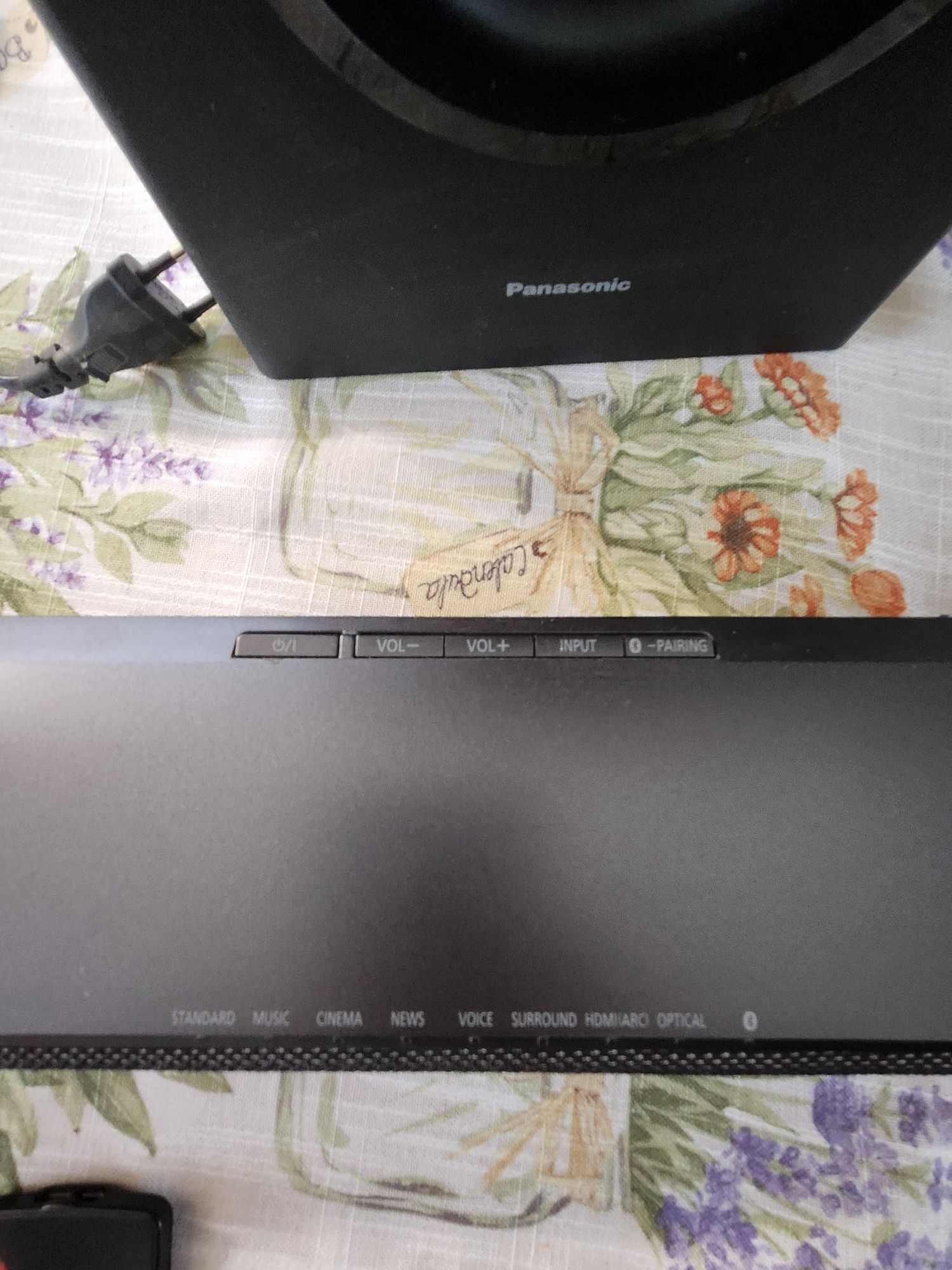 Soundbar Panasonic SU-HTB688