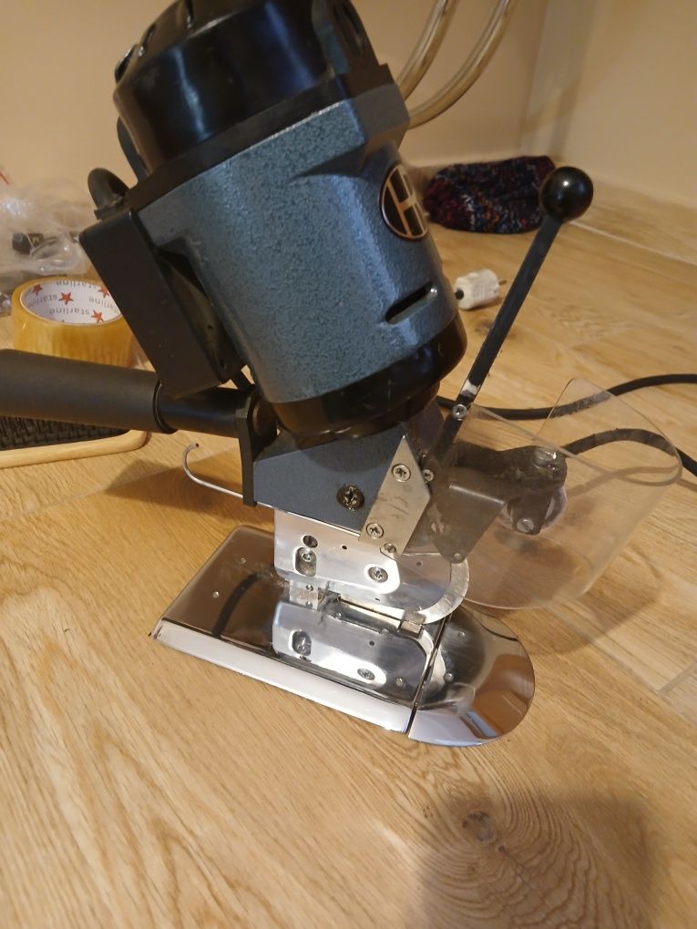 Krajarka krawiecka Hoffman 100 nowy model komplet