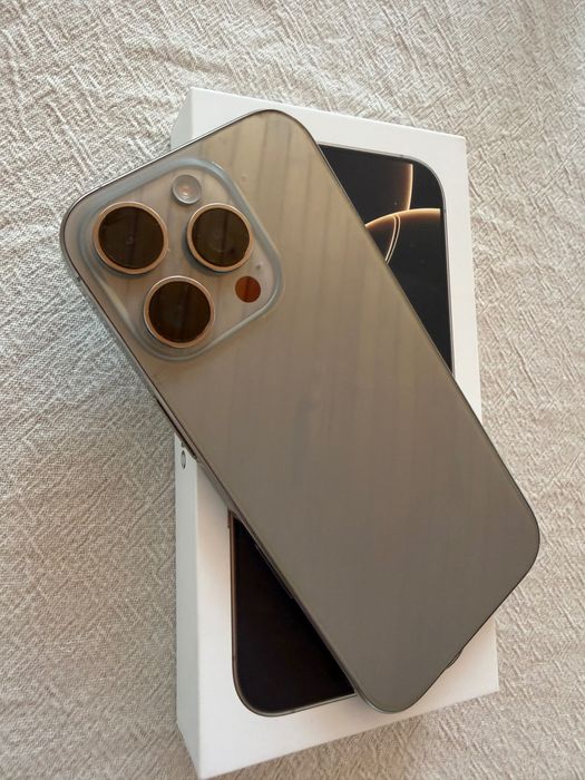 iPhone 16 Pro 256GB Titanium