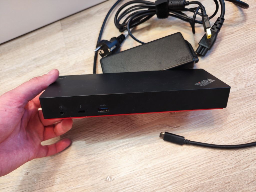 Stacja dokująca Lenovo ThinkPad Thunderbolt 3 Dock Zasilacz 135W
