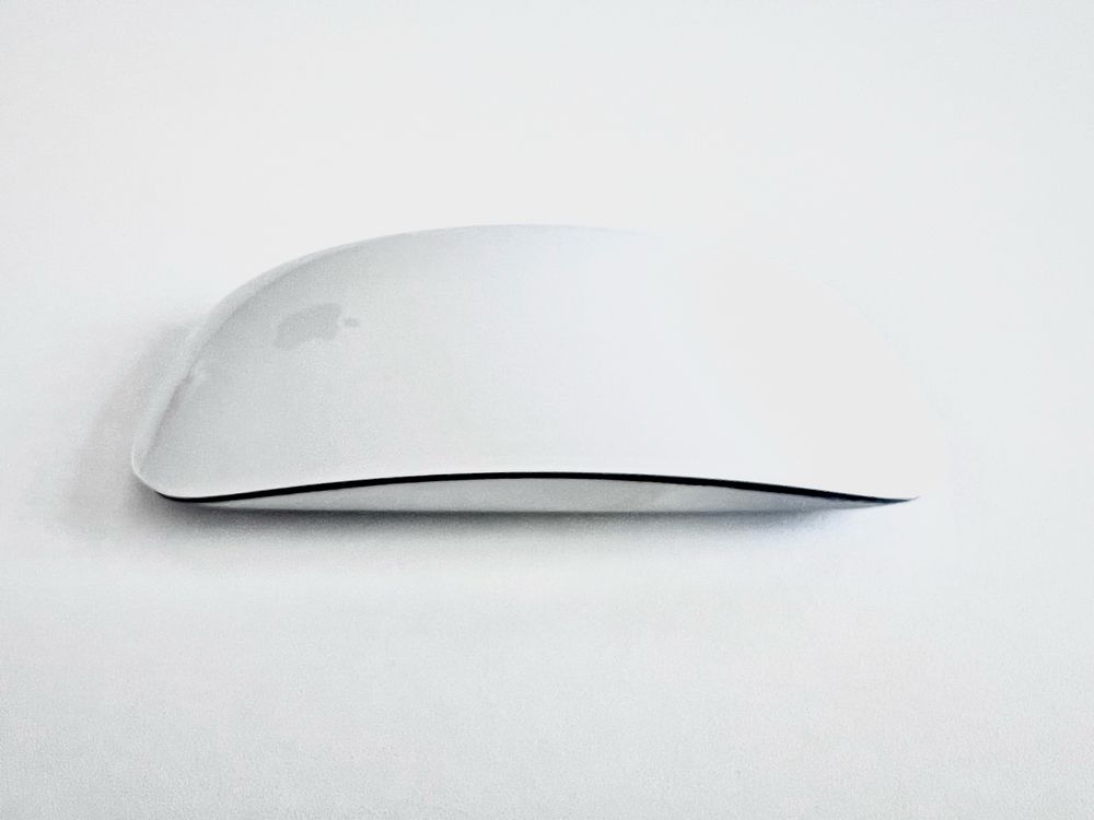 Apple Magic Mouse 2 (оригінальна миша від Apple)