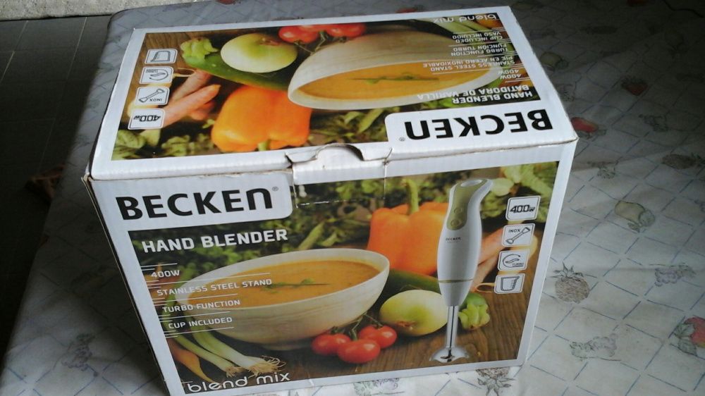 Máquina de café de filtros e torradeira