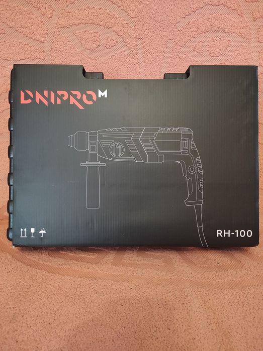 Перфоратор Дніпро М,набір сверл та зубил