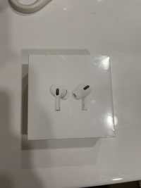 AirPods Pro Apple