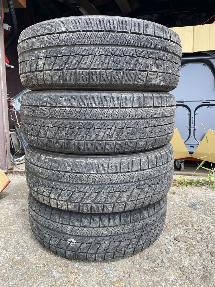 Шины зимние Bridgestone R15