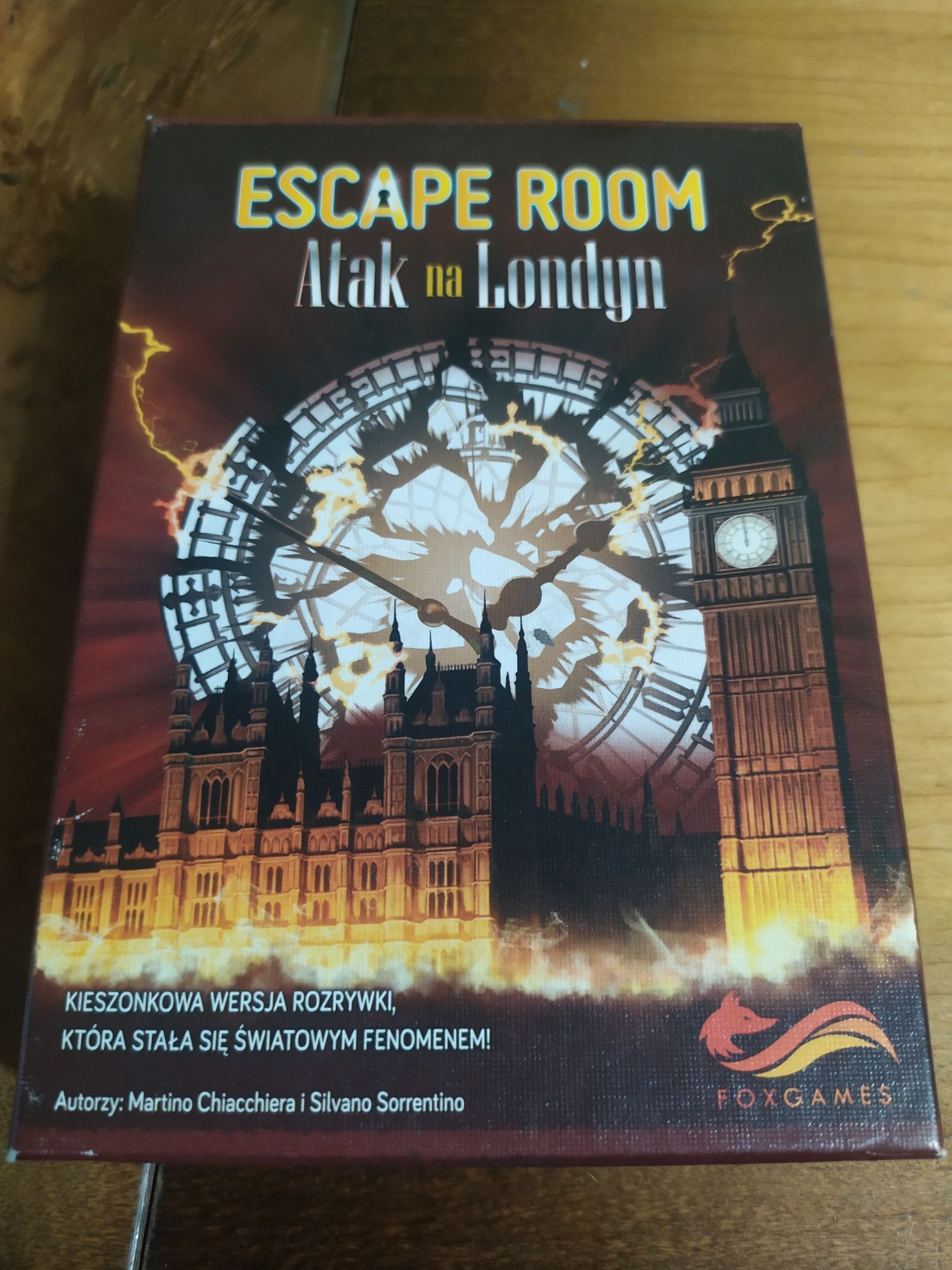 Gra karciana Escape Room Atak Na Londyn