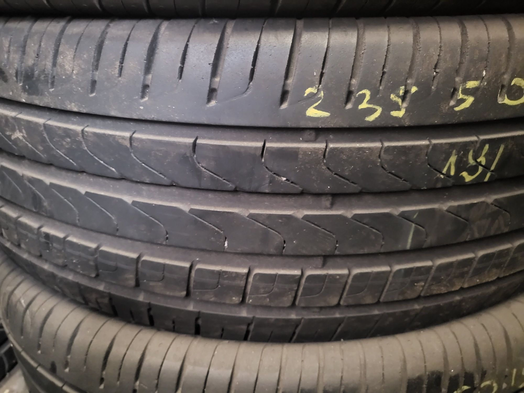 235/50/19 4szt Pirelli