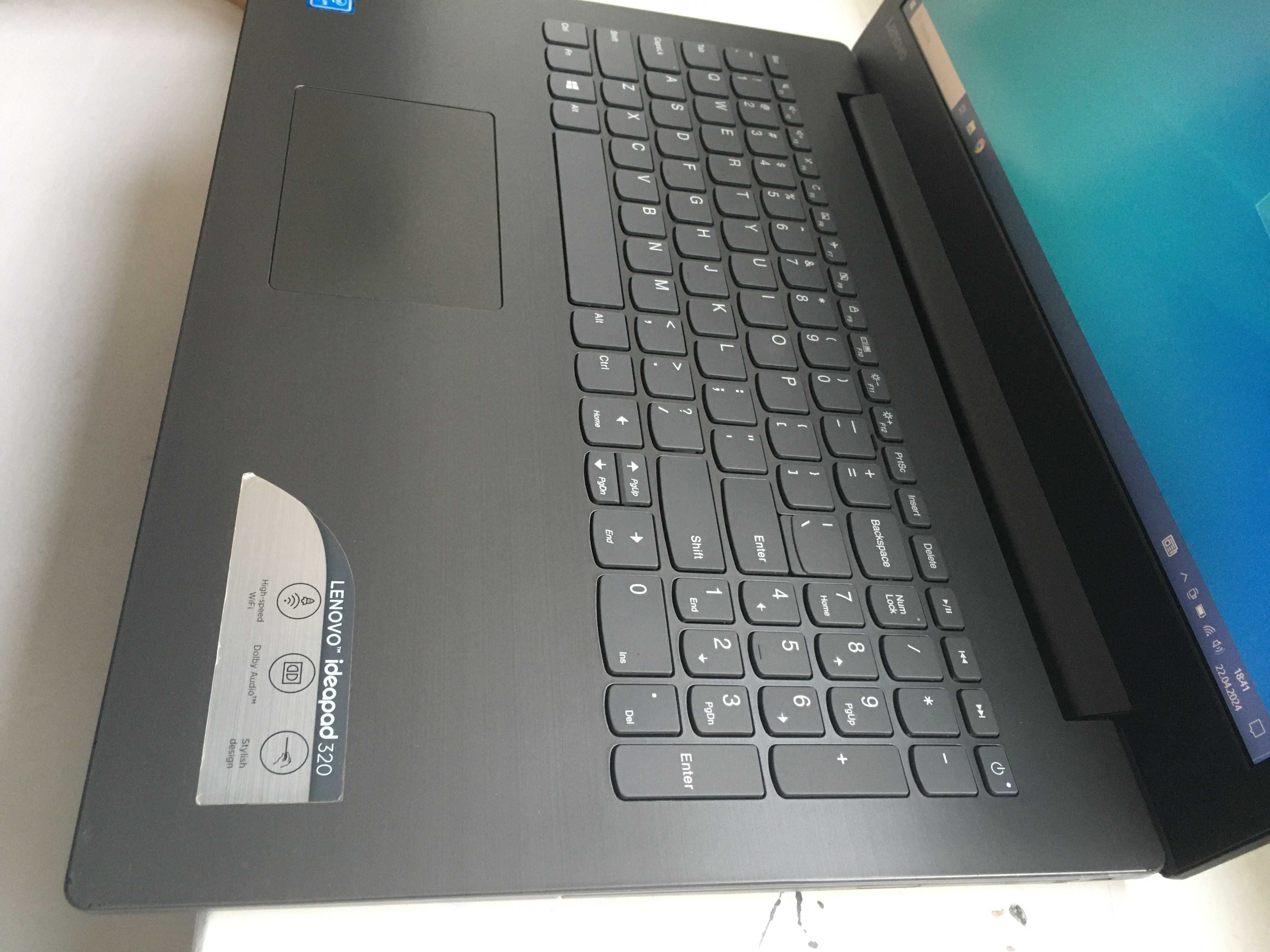Laptop Lenovo 320-15 Intel Bateria Szybki dysk SSD-480GB Zadbany
