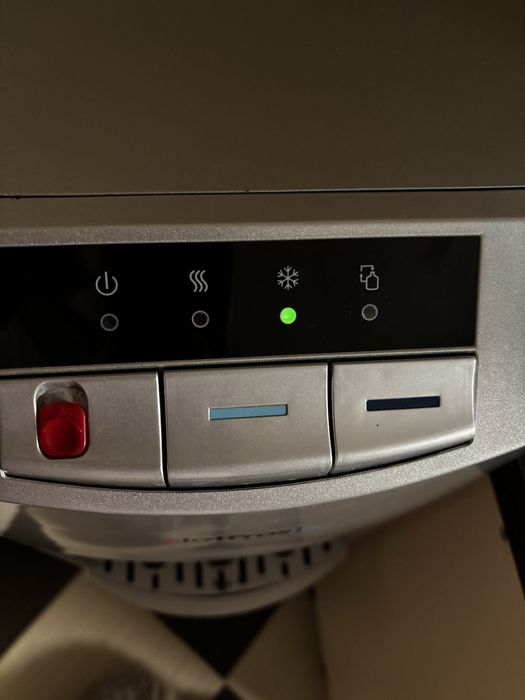 Кулер для питьевой воды