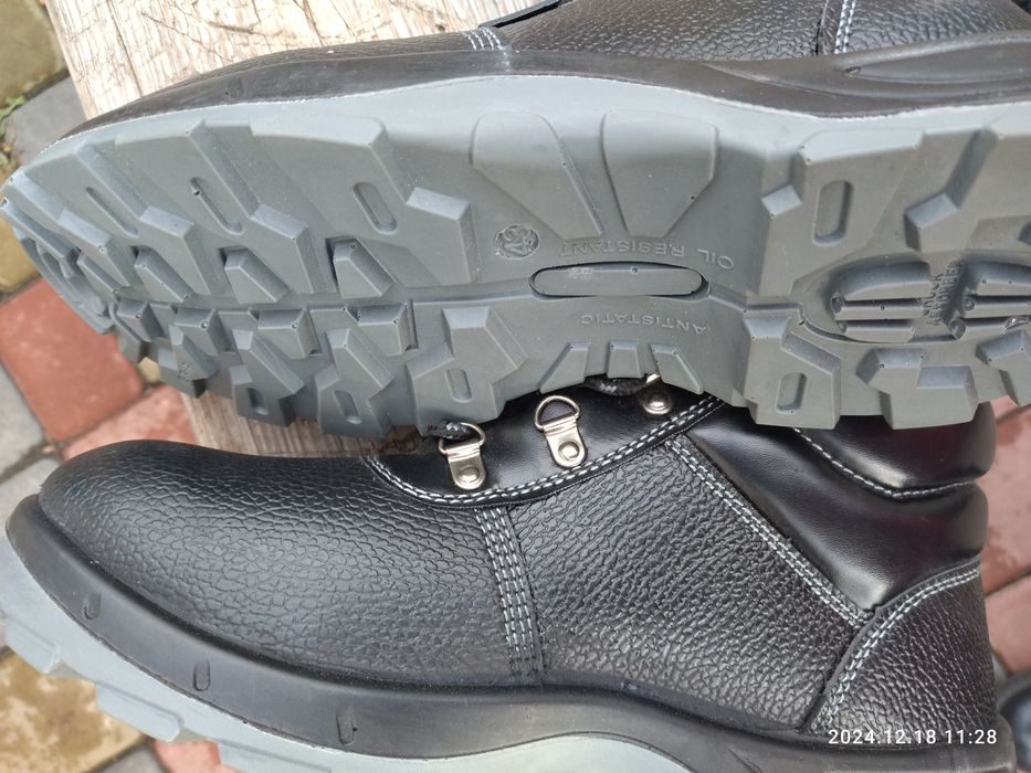 Робоче   взуття.