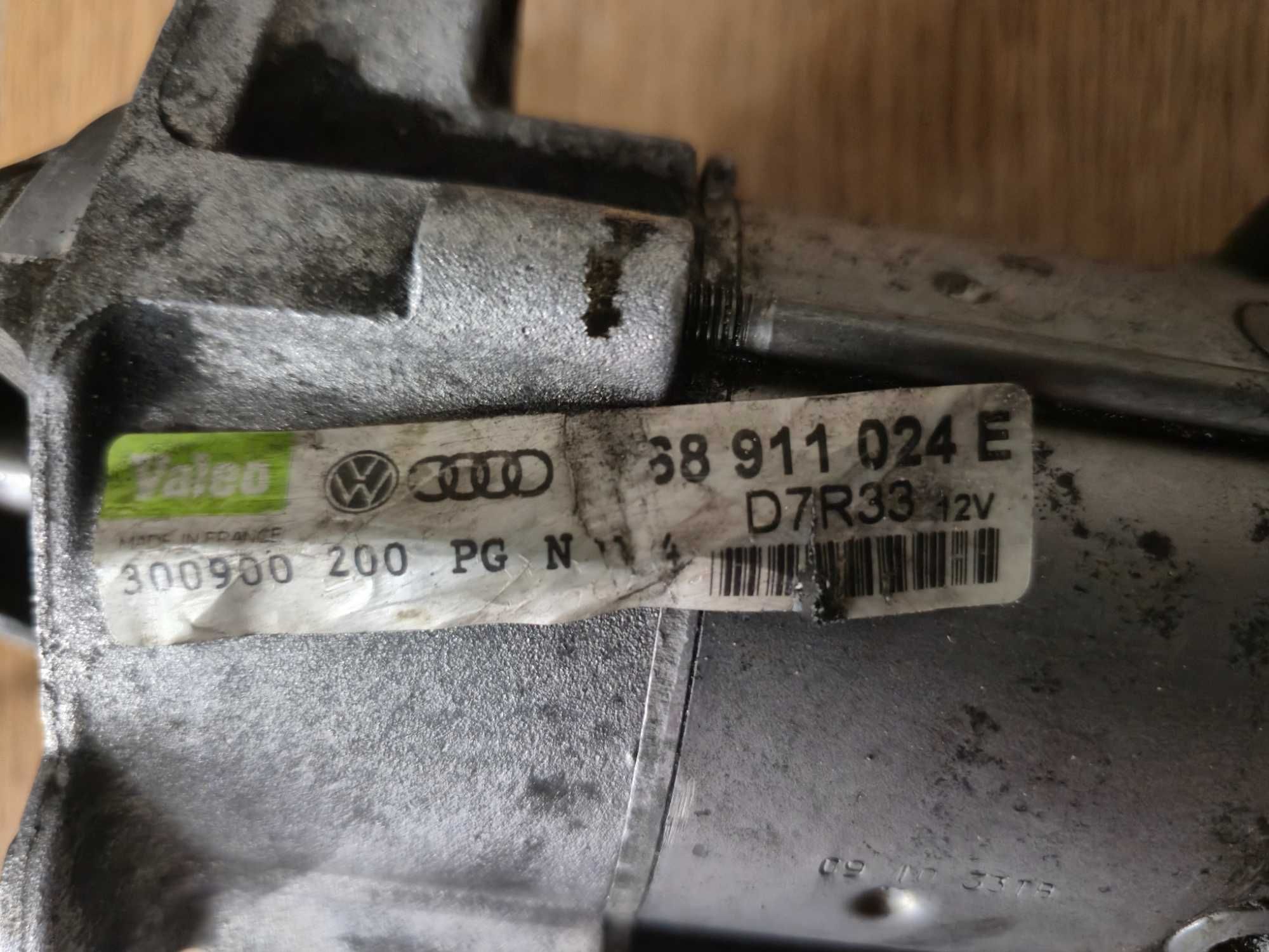 Audi a4 b5 1.9tdi ajm 85kw rozrusznik 024E