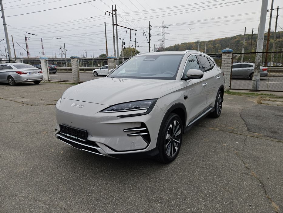 Автомобіль BYD Song Plus 2025 FLAGSHIP Максимальная комплектація