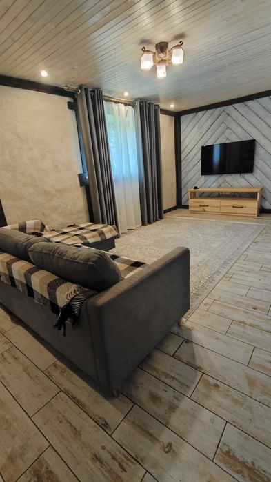 Продаж незвичайного будинку!