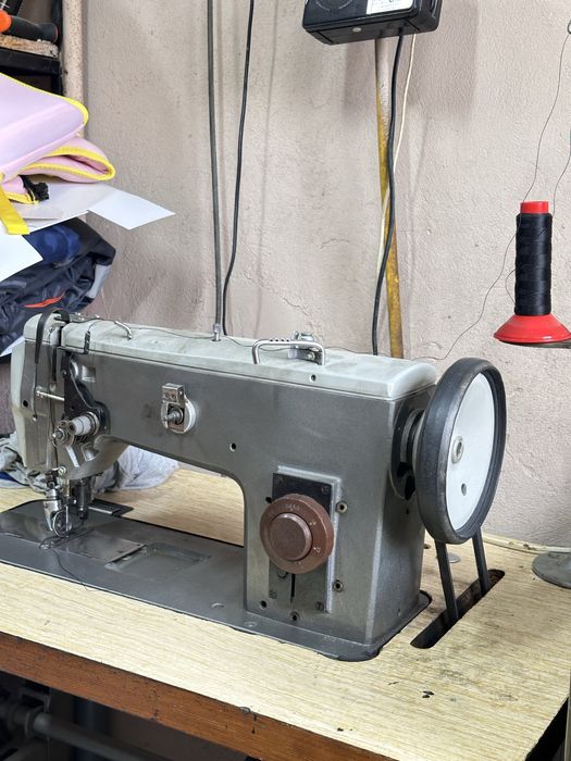 Мотор можна окремо Терміново Промислова швейна машинка