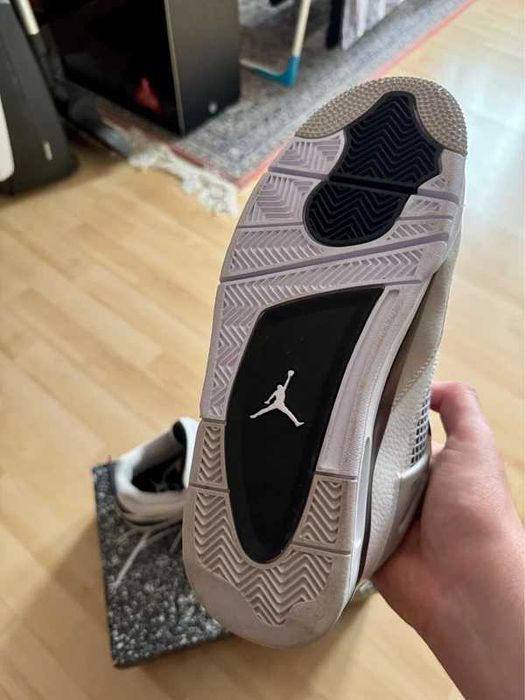 " koszykówki " Jordan_4_Retro_Black_Military_Roz.42