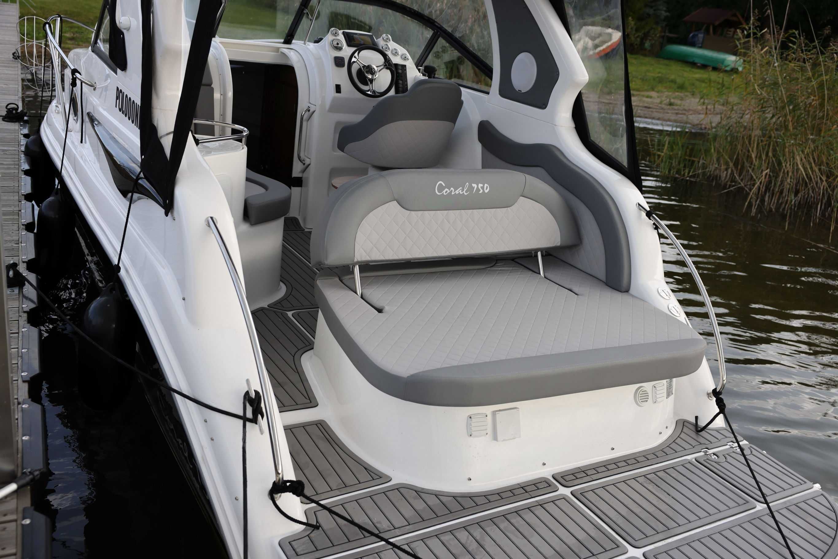 Jacht Motorowy Coral 750 HT w idealnym stanie