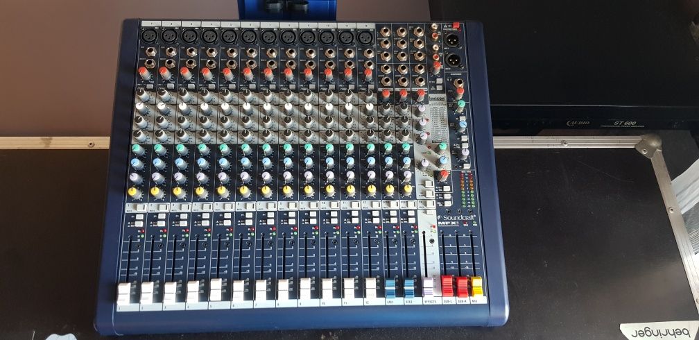 Mikser Soundcraft MFXi 12/2