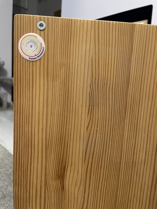 Regał dziecięcy drewniany montessori