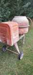 Alugo betoneira Miral 150