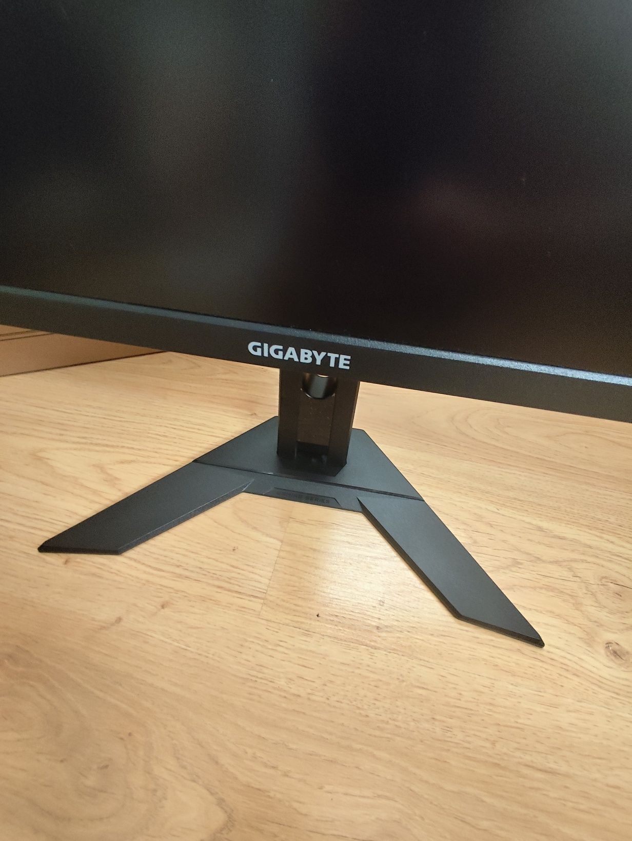 Monitor Gigabyte G24F 2. Jak nowy