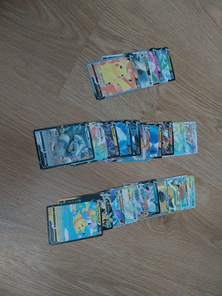 Zestaw nr2 24 karty pokemon