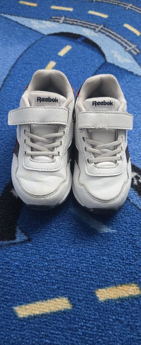 Buty sportowe dziecięce rozmiar 25