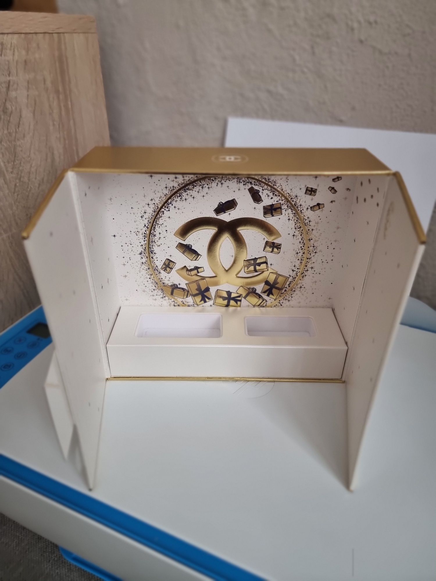 CHANEL pudełko po perfumach