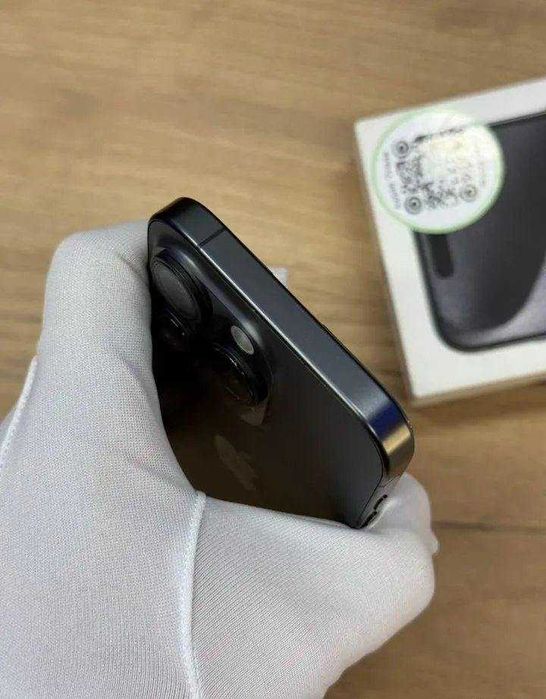 iPhone 15 pro 128 gb