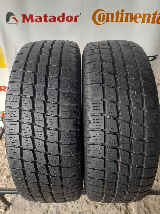 Зимові шини 215/60 R17C Toyo H09	90%залишок
