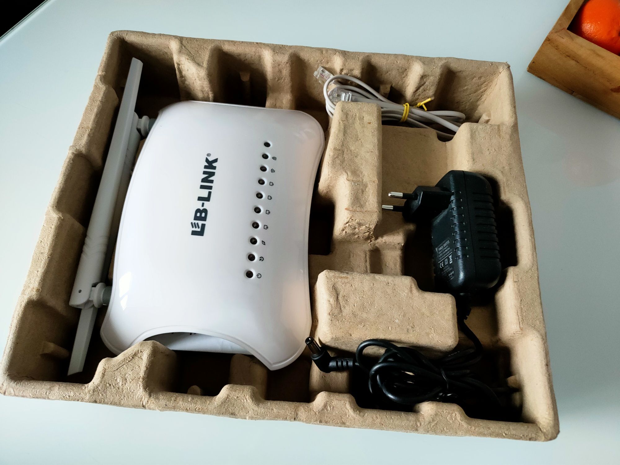 Router LB-LINK BL-WMR8300 Modem ADSL2+ 300 Mbps