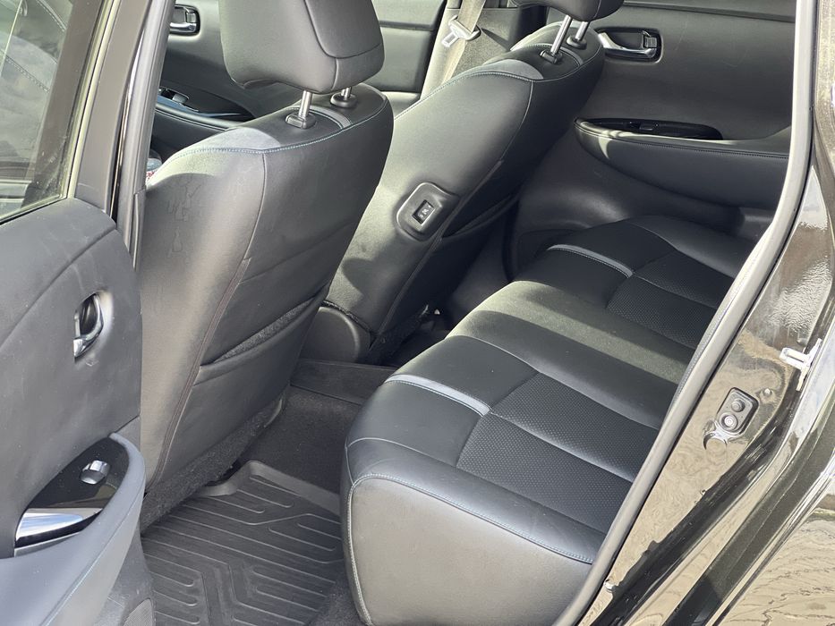 Nissan Leaf 62 kw bose