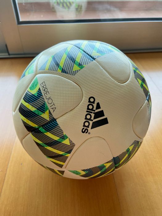 Bola Oficial Adidas Errejota Jogos Olímpicos do Rio 2016