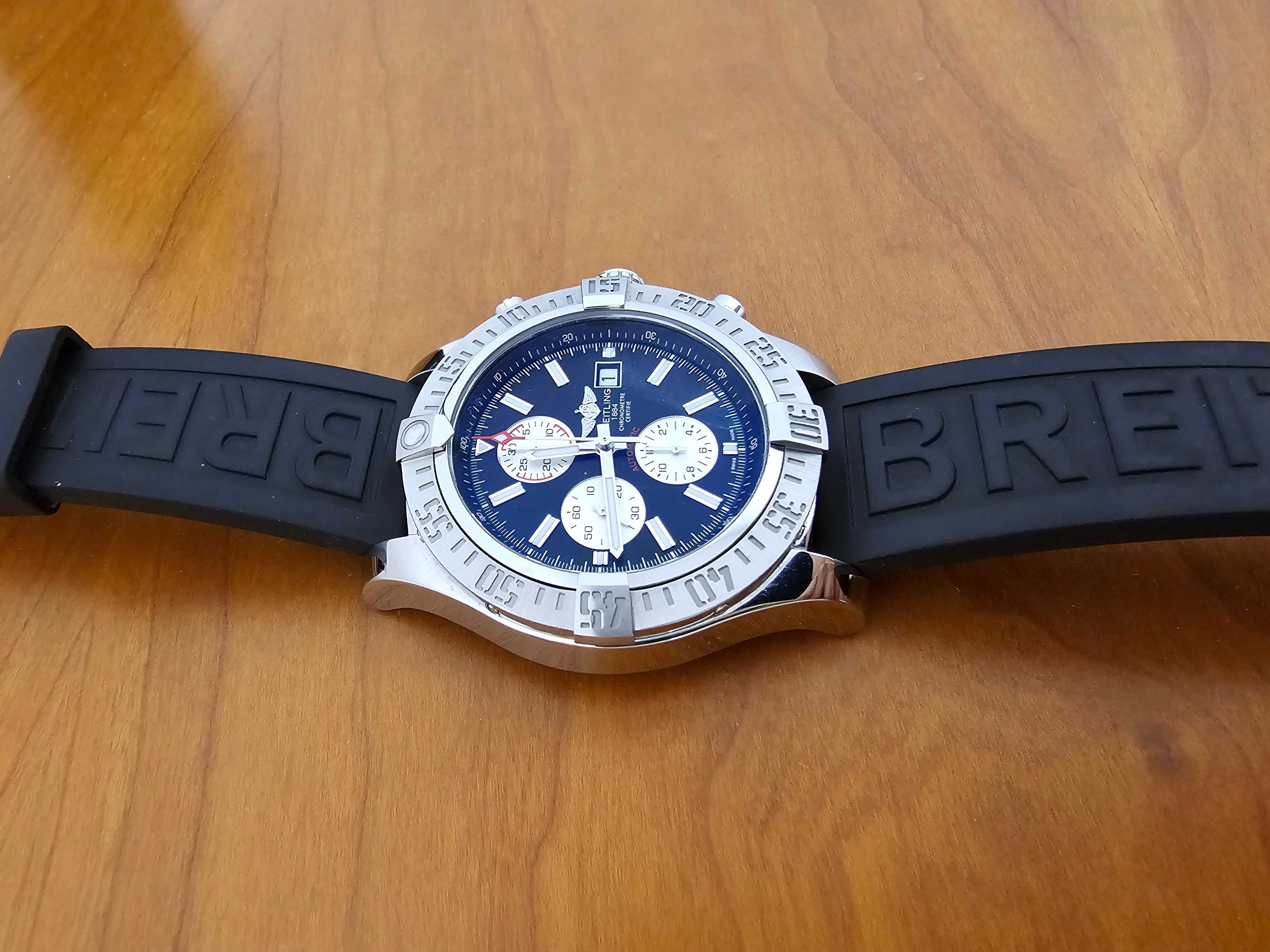 Relógio Breitling Super Avenger II