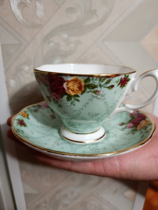 Чайна чашка Royal Albert Old Country Roses