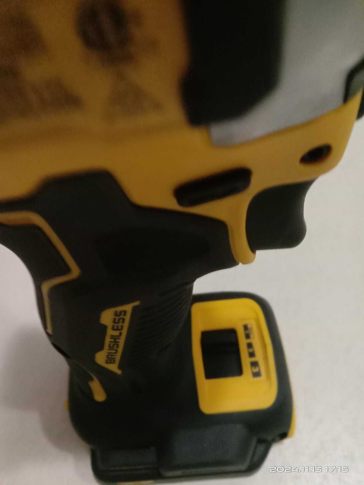 Імпакт Dewalt DCF 850.