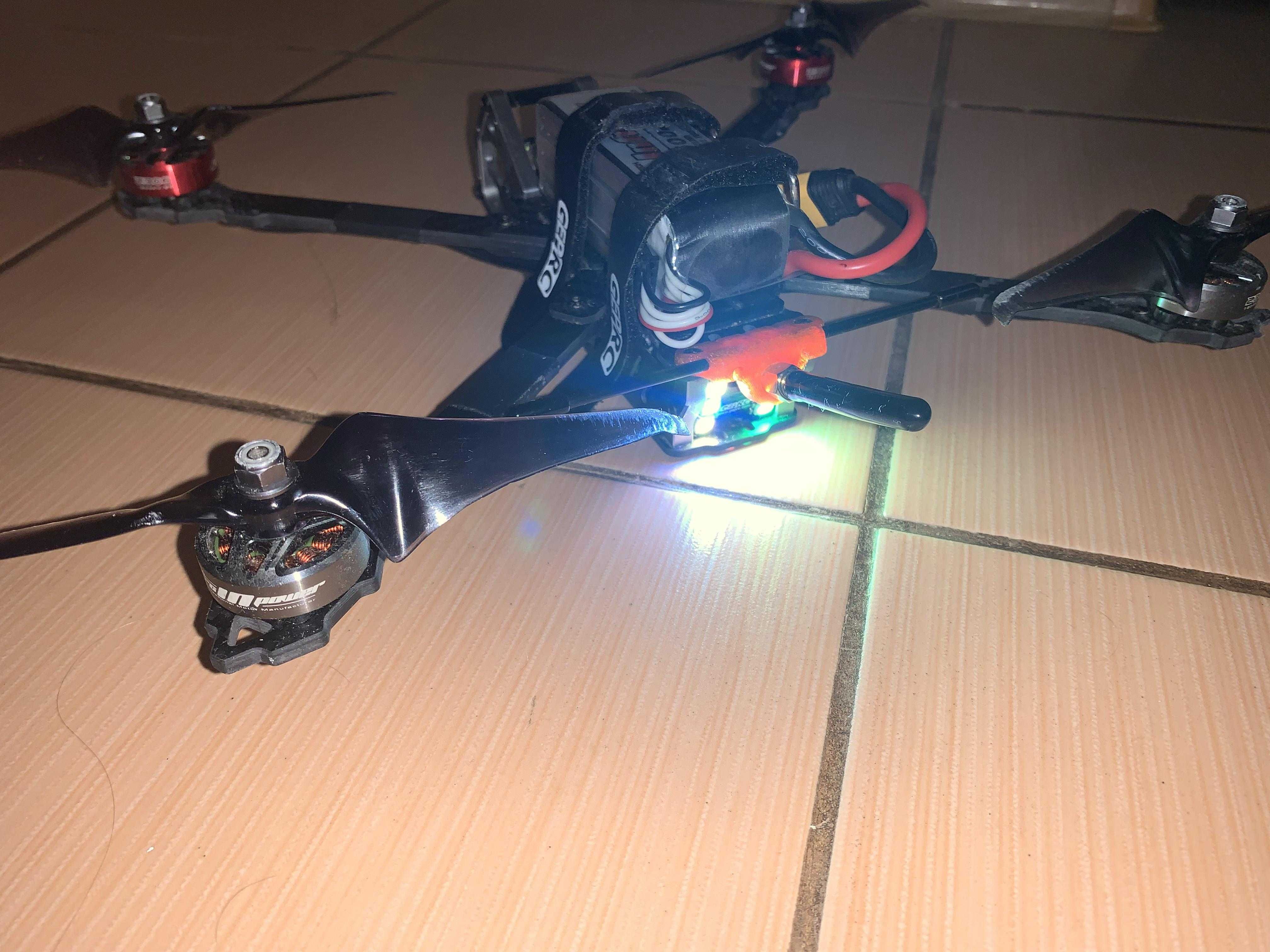 Набір для FPV польотів: апаратура керування + 7дюйм дрон + FPVшолом