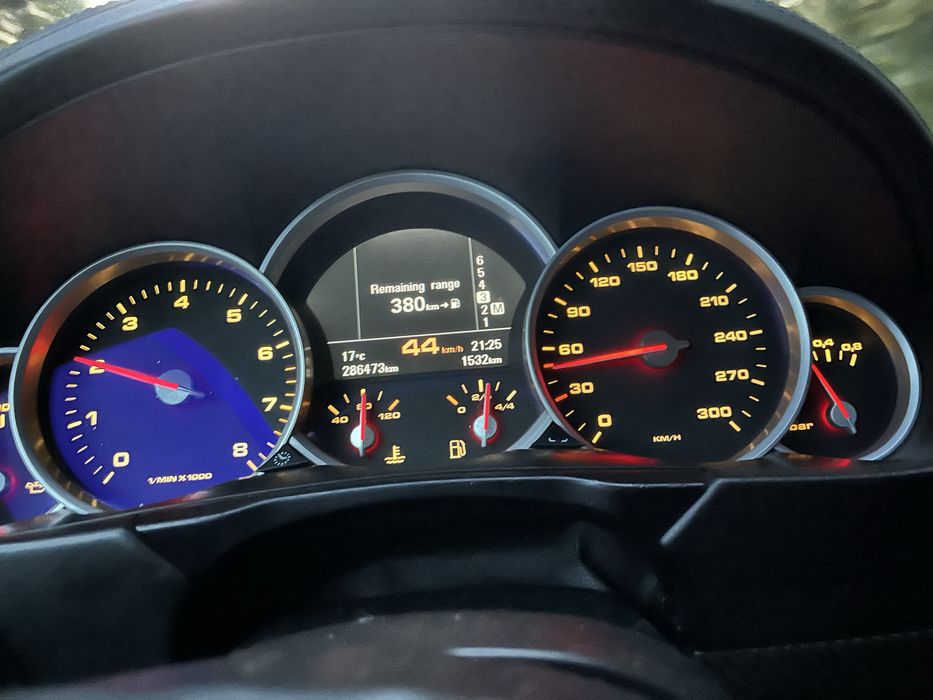 Sprzedam Porsche Cayenne 4.5 V8 LPG