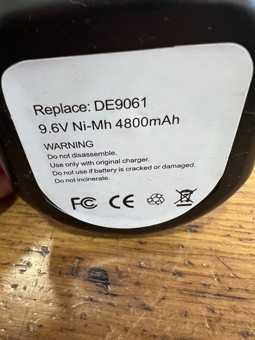 Bateria DeWalt DE9061 9.6V 4800mAh - NOVO