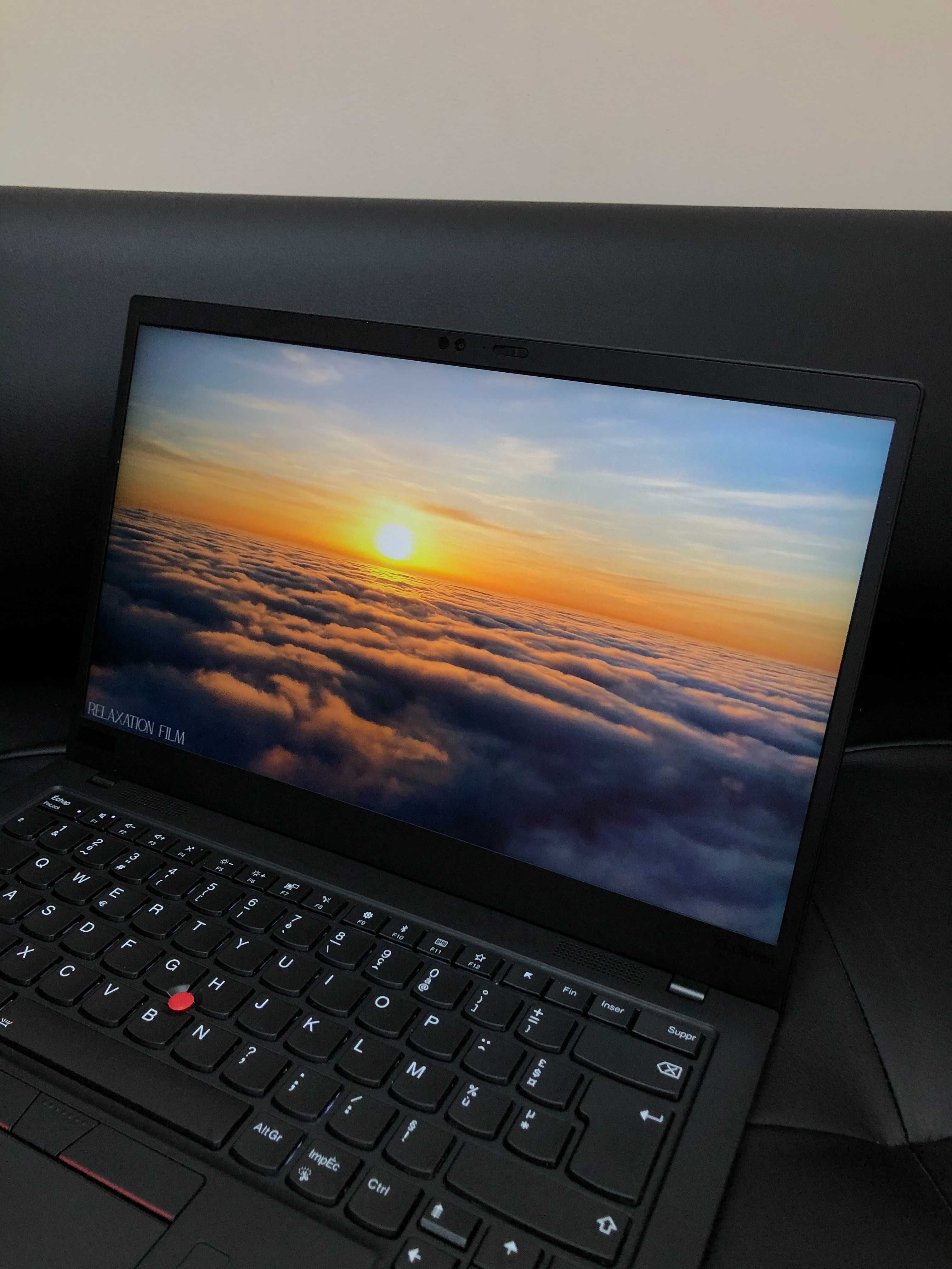 Сенсорний ноутбук Lenovo ThinkPad X1 Carbon 7th/13.9"FHD/i7-8/16/256GB