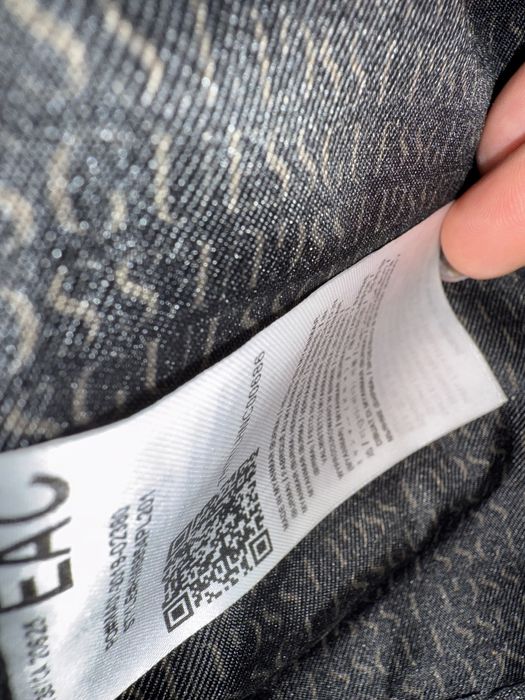 Оригинальна сумка -мессенджер Guess