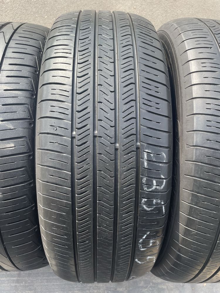 235/55/20 toyo open country a 44
