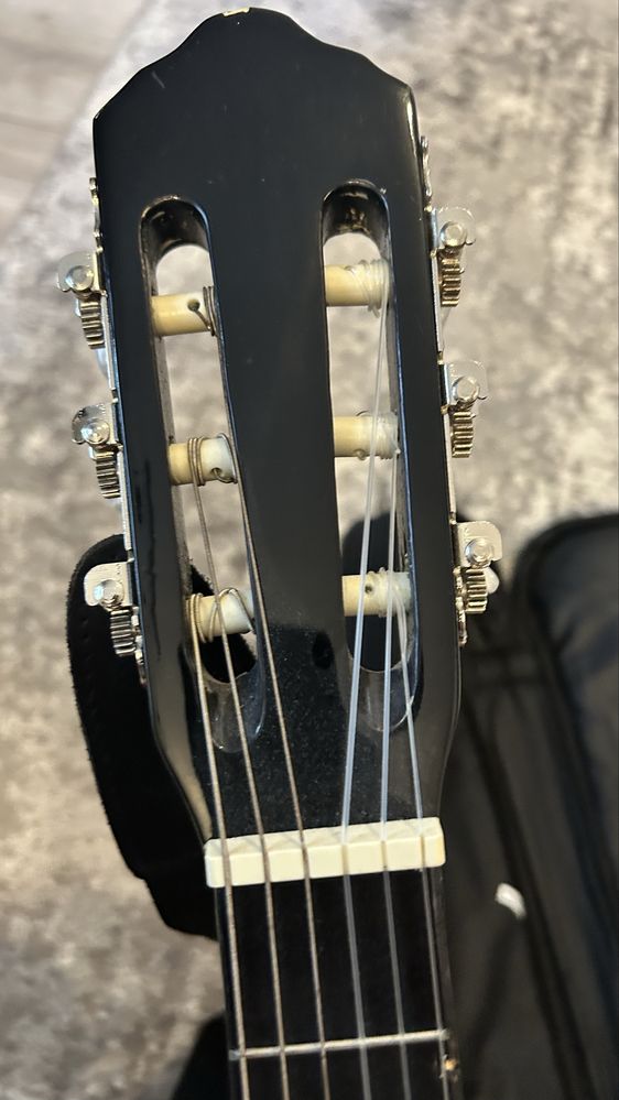 Gitara MSA plus pokrowiec i stroik