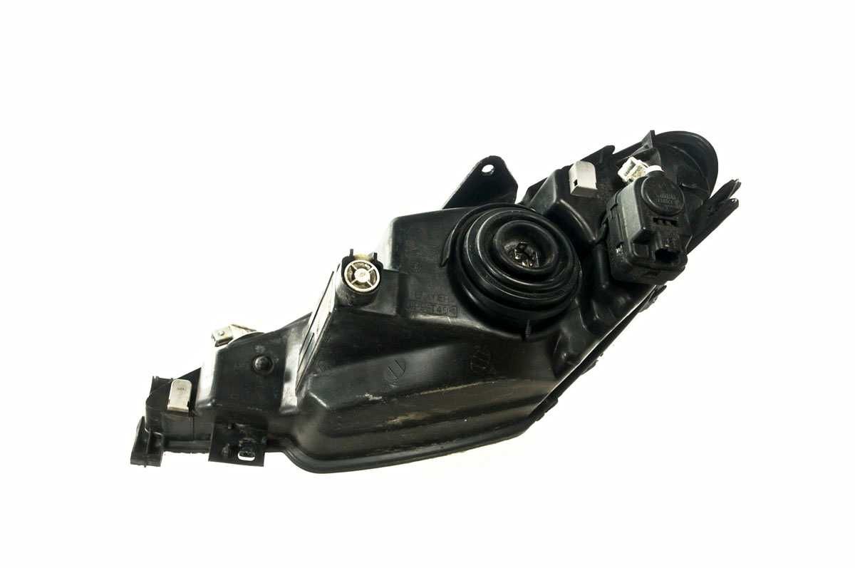 Reflektor lampa przód Peugeot 206 I - prawa  69.1.24